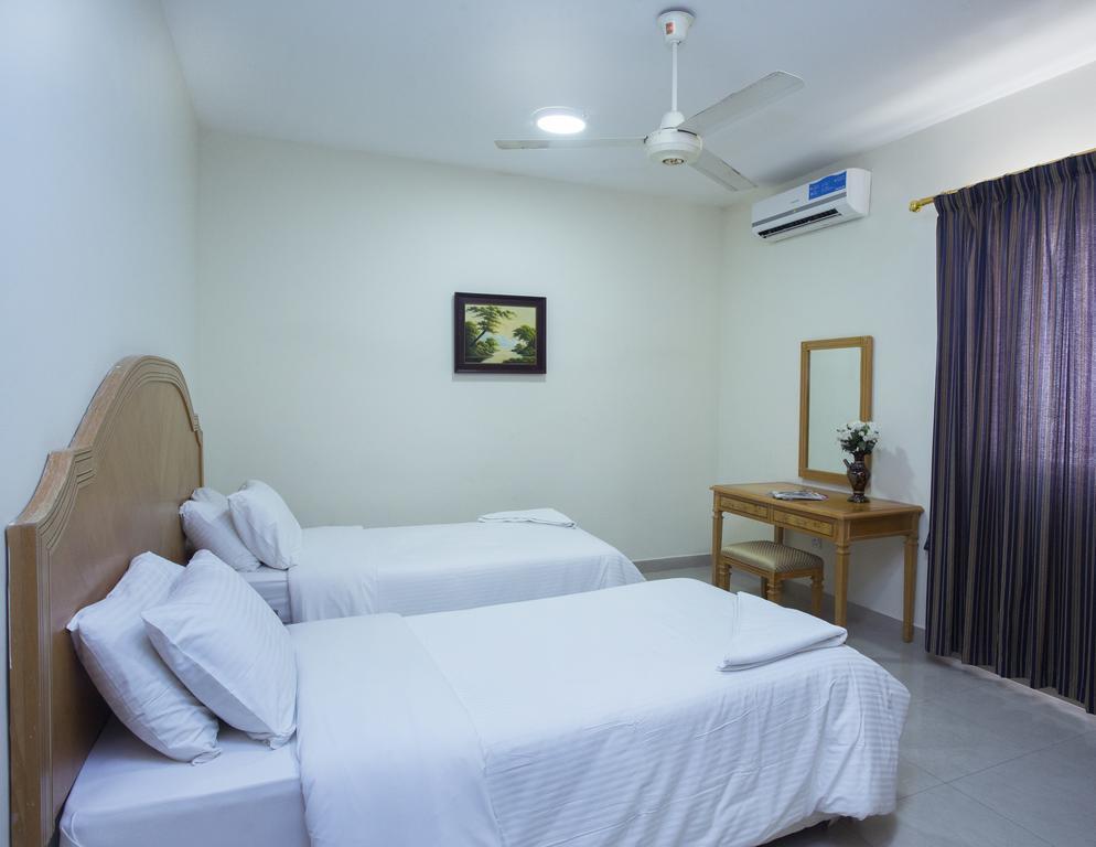 Nuzha Hotel Apartments Muscat Exterior photo