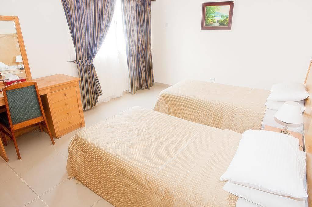 Nuzha Hotel Apartments Muscat Exterior photo